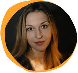 Customers - anna-chyrir-image-copy.png